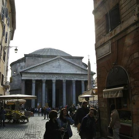 Апартаменти Pantheon Domus Valentino Рим Екстер'єр фото